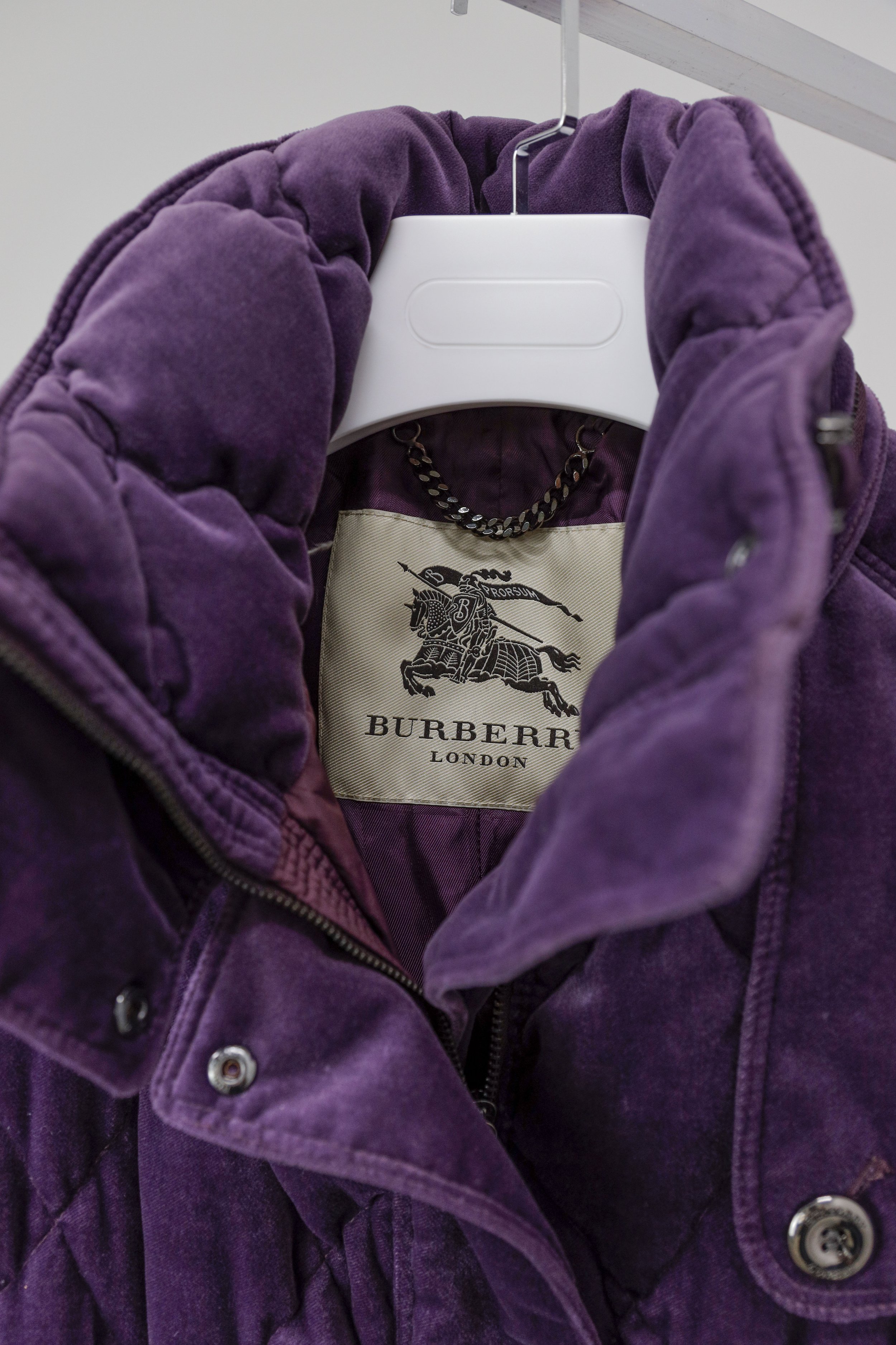Burberry 2025 purple jacket